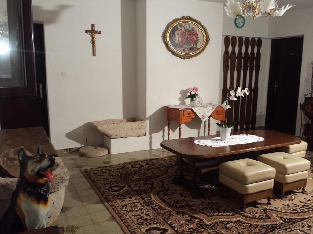 Apartments "Villa Mungos" Sobra Extérieur photo