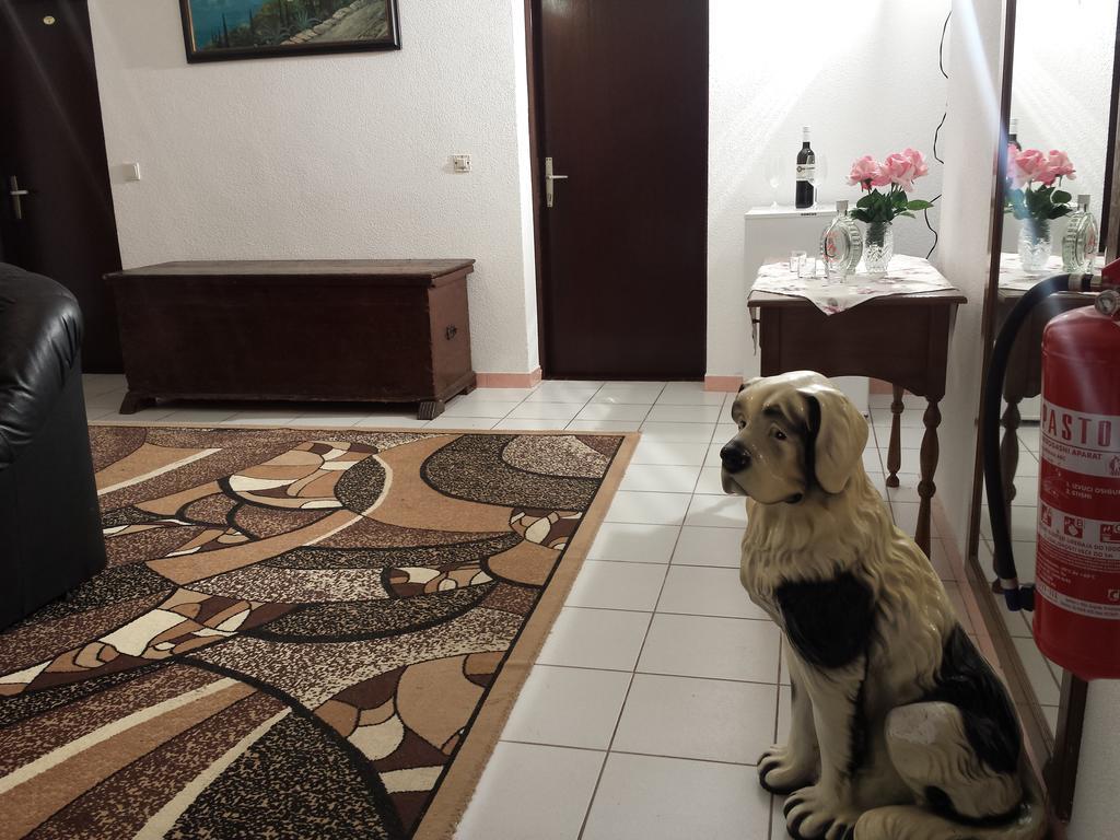 Apartments "Villa Mungos" Sobra Extérieur photo