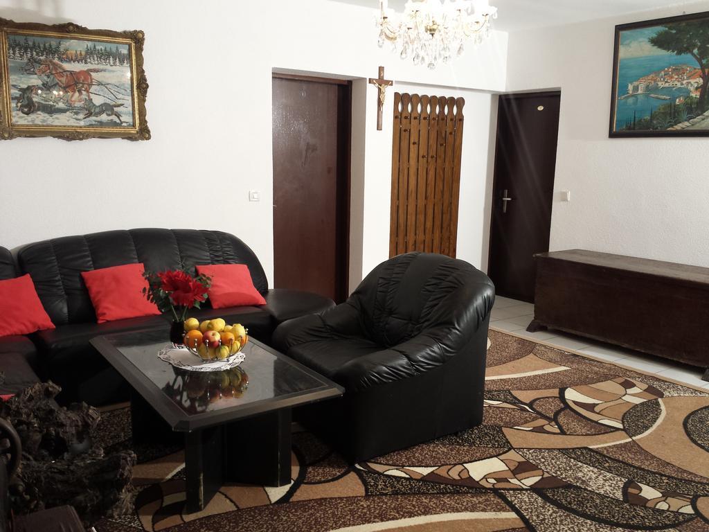Apartments "Villa Mungos" Sobra Extérieur photo