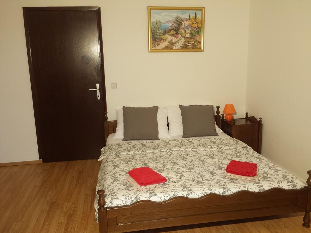 Apartments "Villa Mungos" Sobra Extérieur photo