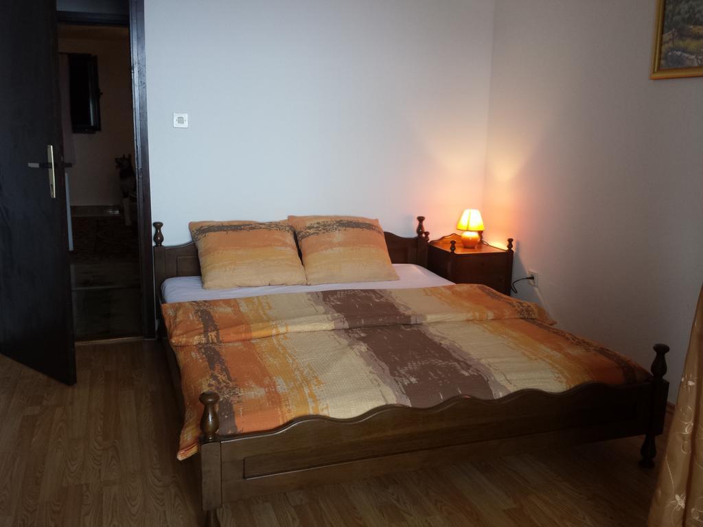 Apartments "Villa Mungos" Sobra Extérieur photo