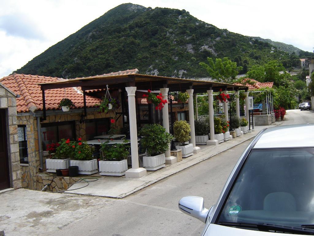 Apartments "Villa Mungos" Sobra Extérieur photo
